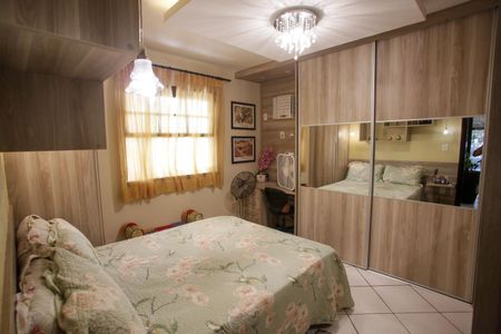 Casa de condomínio à venda com 396m², 4 quartos e 2 vagasQuarto Suíte 1