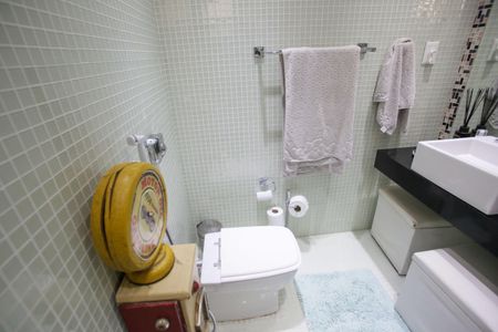 Casa de condomínio à venda com 396m², 4 quartos e 2 vagasBanheiro da Suíte 3