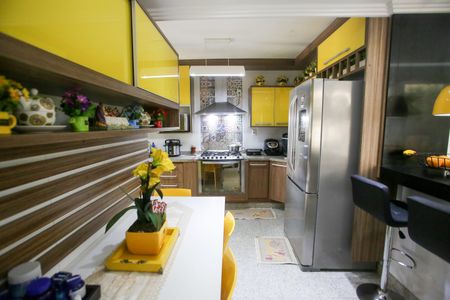 Casa de condomínio à venda com 396m², 4 quartos e 2 vagasCozinha