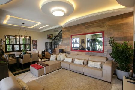 Casa de condomínio à venda com 396m², 4 quartos e 2 vagasSala