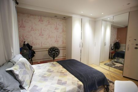 Casa de condomínio à venda com 396m², 4 quartos e 2 vagasQuarto Suíte 3