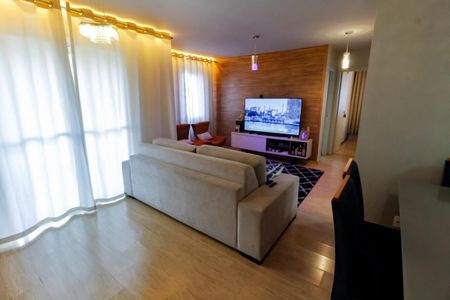 Apartamento à venda com 68m², 2 quartos e 1 vaga Apartamento à venda com 68m², 2 quartos e 1 vagaSala