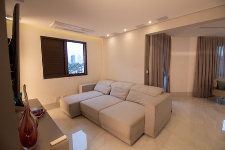 Apartamento à venda com 126m², 3 quartos e 3 vagasSala