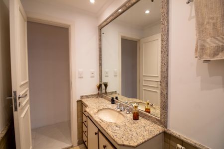 Apartamento à venda com 126m², 3 quartos e 3 vagasBanheiro