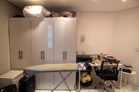 Apartamento à venda com 126m², 3 quartos e 3 vagasQuarto 2