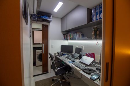 Apartamento à venda com 126m², 3 quartos e 3 vagasEscritório