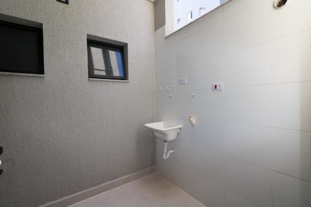 Apartamento à venda com 55m², 2 quartos e 1 vaga Apartamento à venda com 55m², 2 quartos e 1 vagaÁrea de Serviço