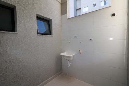 Apartamento à venda com 55m², 2 quartos e 1 vaga Apartamento à venda com 55m², 2 quartos e 1 vagaÁrea de Serviço