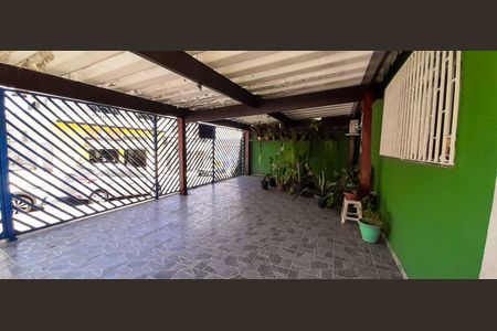 Casa para alugar com 375m², 4 quartos e 4 vagas Casa para alugar com 375m², 4 quartos e 4 vagasÁrea comum