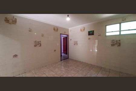 Casa para alugar com 375m², 4 quartos e 4 vagas Casa para alugar com 375m², 4 quartos e 4 vagasSala de Jantar