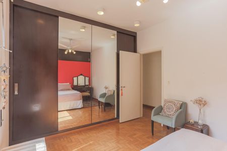 Apartamento à venda com 212m², 3 quartos e 1 vaga