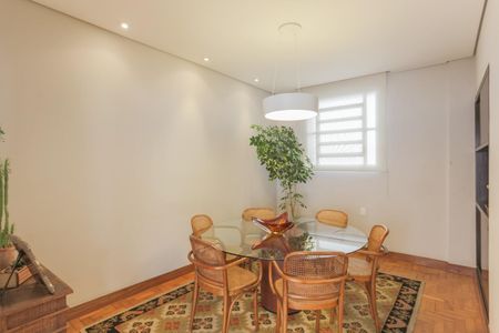 Apartamento à venda com 212m², 3 quartos e 1 vaga