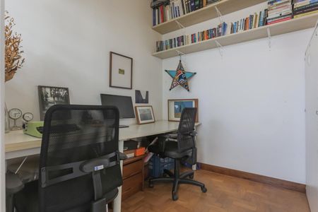 Apartamento à venda com 212m², 3 quartos e 1 vaga