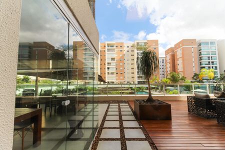 Apartamento à venda com 223m², 3 quartos e 4 vagasVista Quarto 2