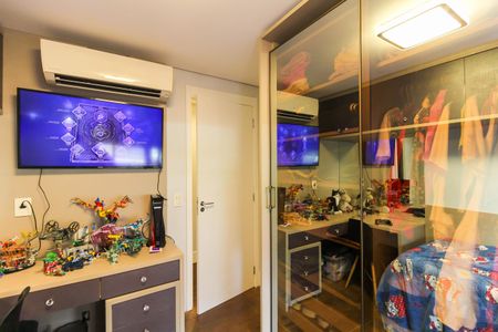 Apartamento à venda com 223m², 3 quartos e 4 vagasQuarto 1