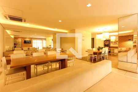 Apartamento à venda com 223m², 3 quartos e 4 vagas Área comum Salão