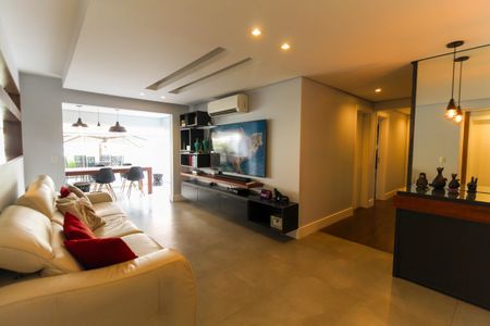 Apartamento à venda com 223m², 3 quartos e 4 vagasSala