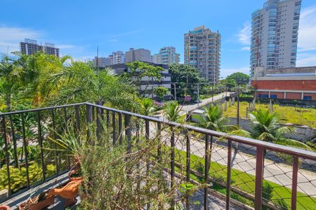 Apartamento para alugar com 86m², 3 quartos e 2 vagasVaranda