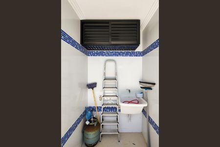 Apartamento para alugar com 160m², 3 quartos e 2 vagas Apartamento para alugar com 160m², 3 quartos e 2 vagasÁrea de Serviço