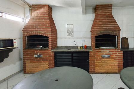 Apartamento para alugar com 160m², 3 quartos e 2 vagas Apartamento para alugar com 160m², 3 quartos e 2 vagasÁrea comum - Churrasqueira