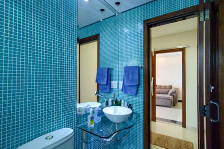 Apartamento para alugar com 160m², 3 quartos e 2 vagas Apartamento para alugar com 160m², 3 quartos e 2 vagasBanheiro