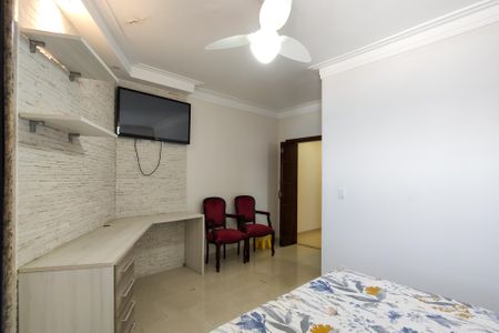 Apartamento para alugar com 160m², 3 quartos e 2 vagas Apartamento para alugar com 160m², 3 quartos e 2 vagasSuíte