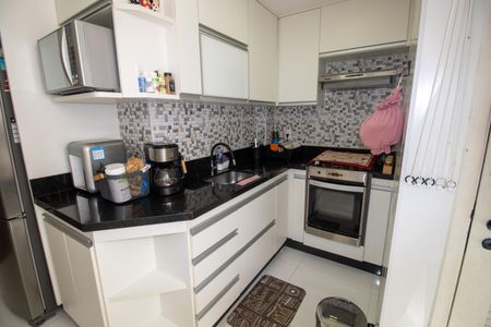 Apartamento à venda com 87m², 2 quartos e 2 vagasCozinha