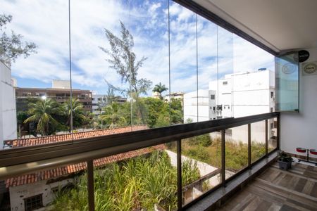 Apartamento à venda com 87m², 2 quartos e 2 vagasVaranda