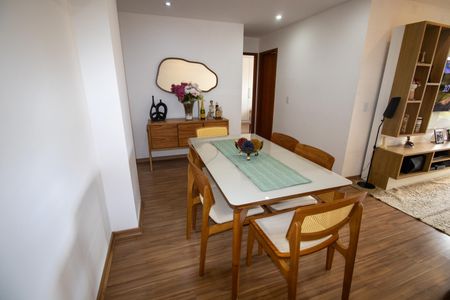 Apartamento à venda com 87m², 2 quartos e 2 vagasSala
