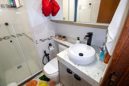 Apartamento à venda com 87m², 2 quartos e 2 vagasBanheiro