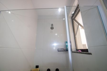 Apartamento à venda com 87m², 2 quartos e 2 vagasBanheiro