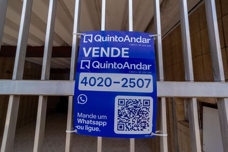 Casa à venda com 175m², 3 quartos e 2 vagas Casa à venda com 175m², 3 quartos e 2 vagasPlaca