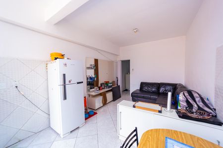 Casa à venda com 175m², 3 quartos e 2 vagas Casa à venda com 175m², 3 quartos e 2 vagascasa 2 -Sala 2