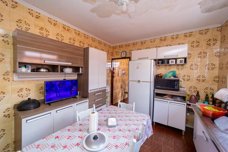 Casa à venda com 175m², 3 quartos e 2 vagas Casa à venda com 175m², 3 quartos e 2 vagasCozinha