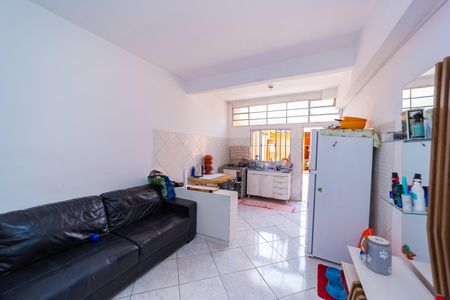 Casa à venda com 175m², 3 quartos e 2 vagas Casa à venda com 175m², 3 quartos e 2 vagascasa 2 -Sala 2