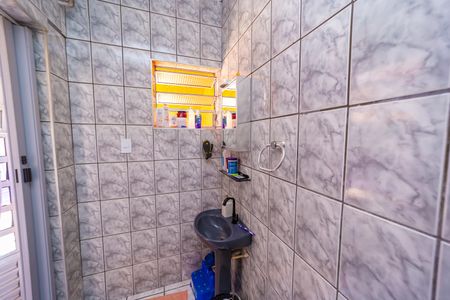 Casa à venda com 175m², 3 quartos e 2 vagas Casa à venda com 175m², 3 quartos e 2 vagascasa 2 -banheiro