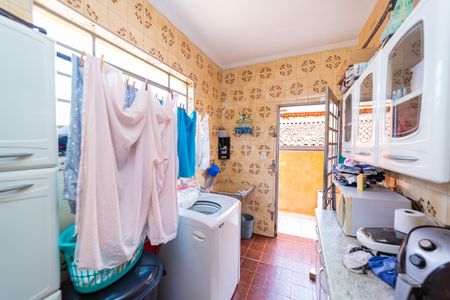 Casa à venda com 175m², 3 quartos e 2 vagas Casa à venda com 175m², 3 quartos e 2 vagasÁrea de Serviço