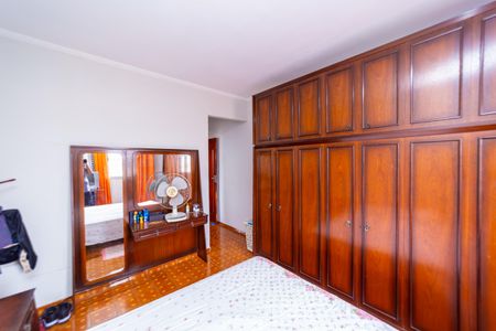 Casa à venda com 175m², 3 quartos e 2 vagas Casa à venda com 175m², 3 quartos e 2 vagasQuarto 3