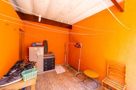 Casa à venda com 175m², 3 quartos e 2 vagas Casa à venda com 175m², 3 quartos e 2 vagasQuintal