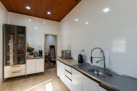 Casa à venda com 110m², 3 quartos e 2 vagas Casa à venda com 110m², 3 quartos e 2 vagasCozinha