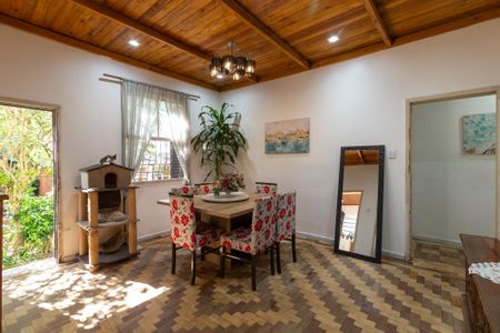 Casa à venda com 110m², 3 quartos e 2 vagas Casa à venda com 110m², 3 quartos e 2 vagasSala de Jantar