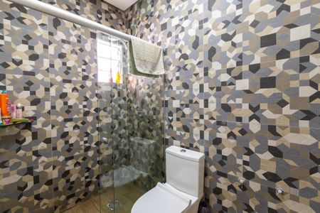 Casa à venda com 110m², 3 quartos e 2 vagas Casa à venda com 110m², 3 quartos e 2 vagasBanheiro da Suíte