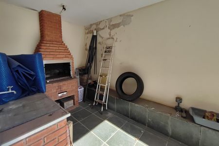 Casa à venda com 295m², 4 quartos e 2 vagas Casa à venda com 295m², 4 quartos e 2 vagasÁrea gourmet