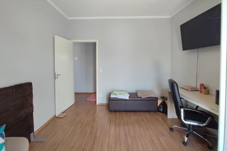 Casa à venda com 295m², 4 quartos e 2 vagas Casa à venda com 295m², 4 quartos e 2 vagasQuarto 3