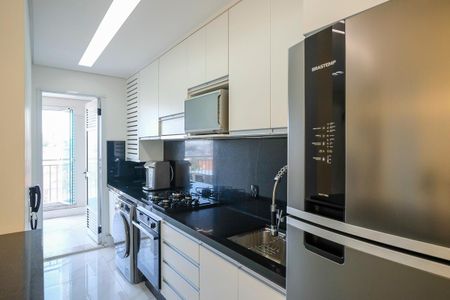 Apartamento à venda com 75m², 3 quartos e 2 vagasCozinha