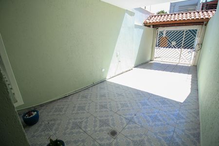 Casa à venda com 115m², 3 quartos e 2 vagasGaragem