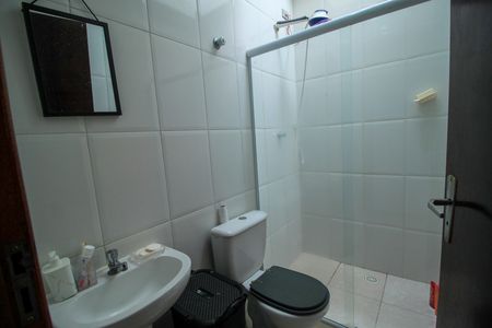 Casa à venda com 115m², 3 quartos e 2 vagasBanheiro