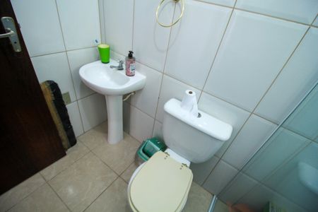 Casa à venda com 115m², 3 quartos e 2 vagasBanheiro