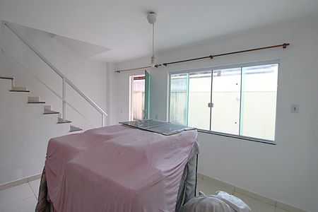 Casa para alugar com 110m², 2 quartos e 1 vagaSala