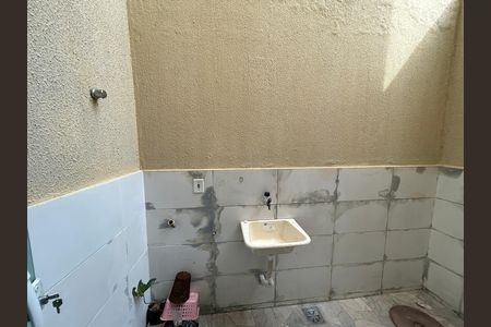 Casa para alugar com 110m², 2 quartos e 1 vagaÁrea de Serviço